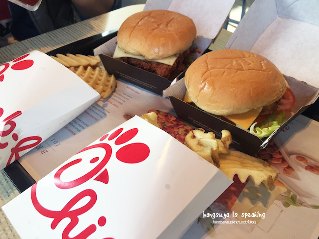 美西蜜月行│洛杉磯 Chick-fil-A 不吃牛者的美國速食福音